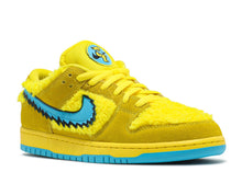 Load image into Gallery viewer, Nike SB Dunk Low Grateful Dead Bears Opti Yellow